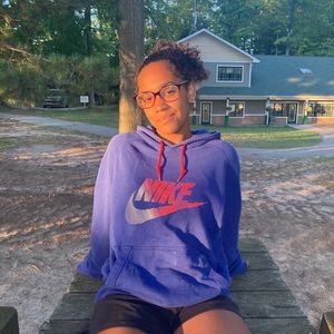 Meet your Posher, Alana